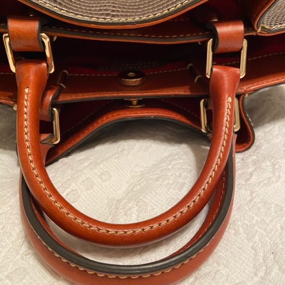 Dooney & Bourke Large Barlow Tote Bag Grey - Picture 11 of 12